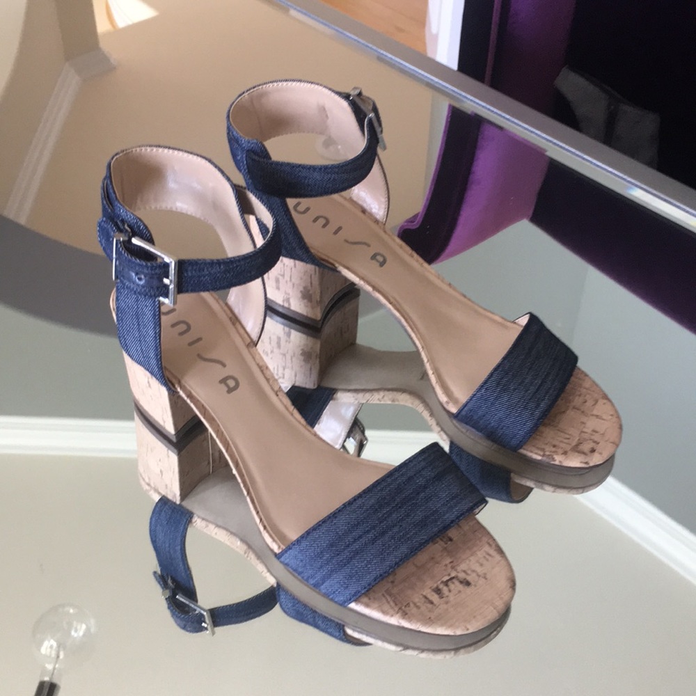 Chambray Buckle Block Sandal